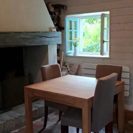 La Maisonnette Bleue Nerville-la-Foret