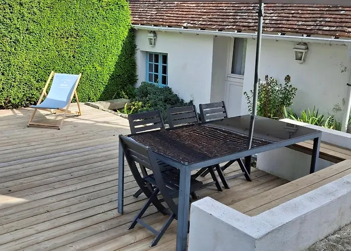La Maisonnette Bleue *